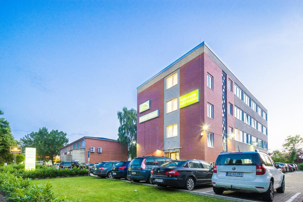 Airport Hostel Hamburg Exterior foto